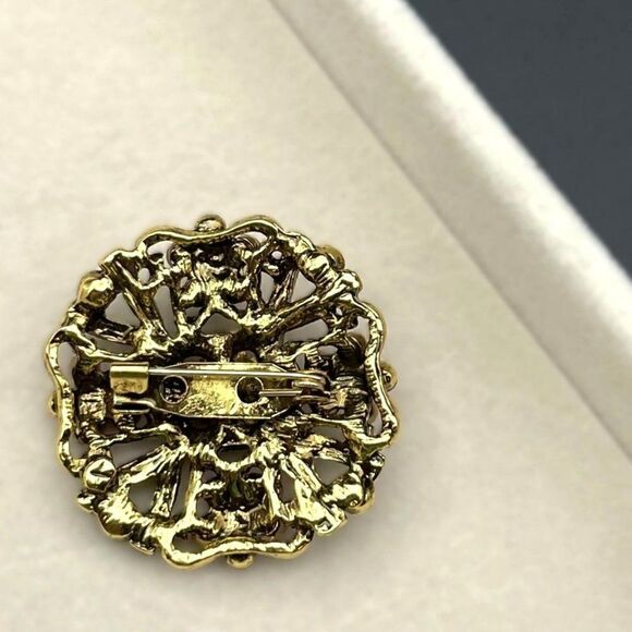 Yellow Gold with Ruby Red and Garnet Red Crystal Flower Pin Back Brooch - Picture 6 of 7